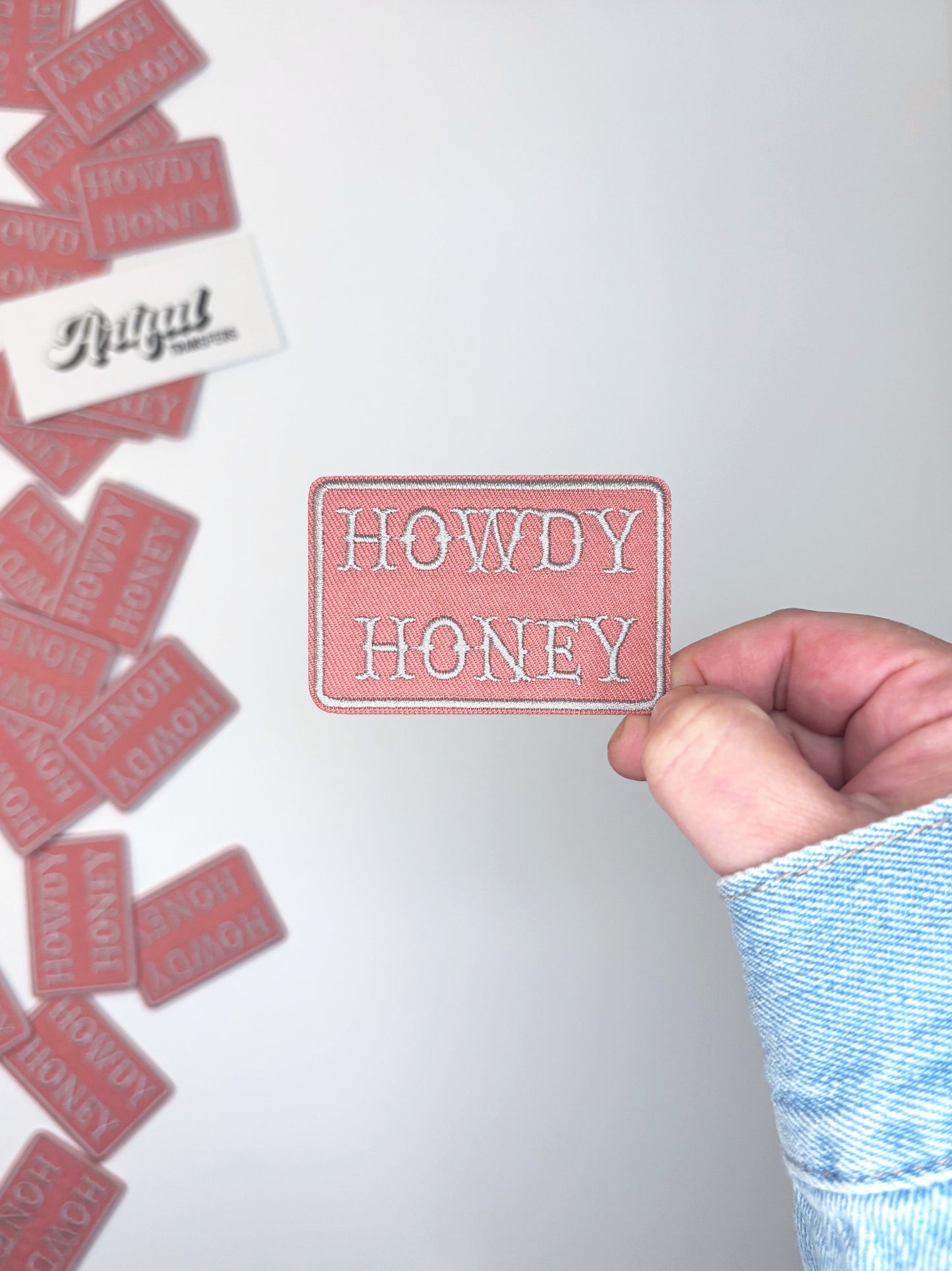 Howdy Honey In Pink - Iron-on Patch